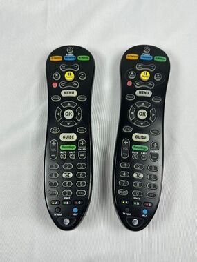 AT&T  S30-S1A Programmable IR Universal Remote Control (2)